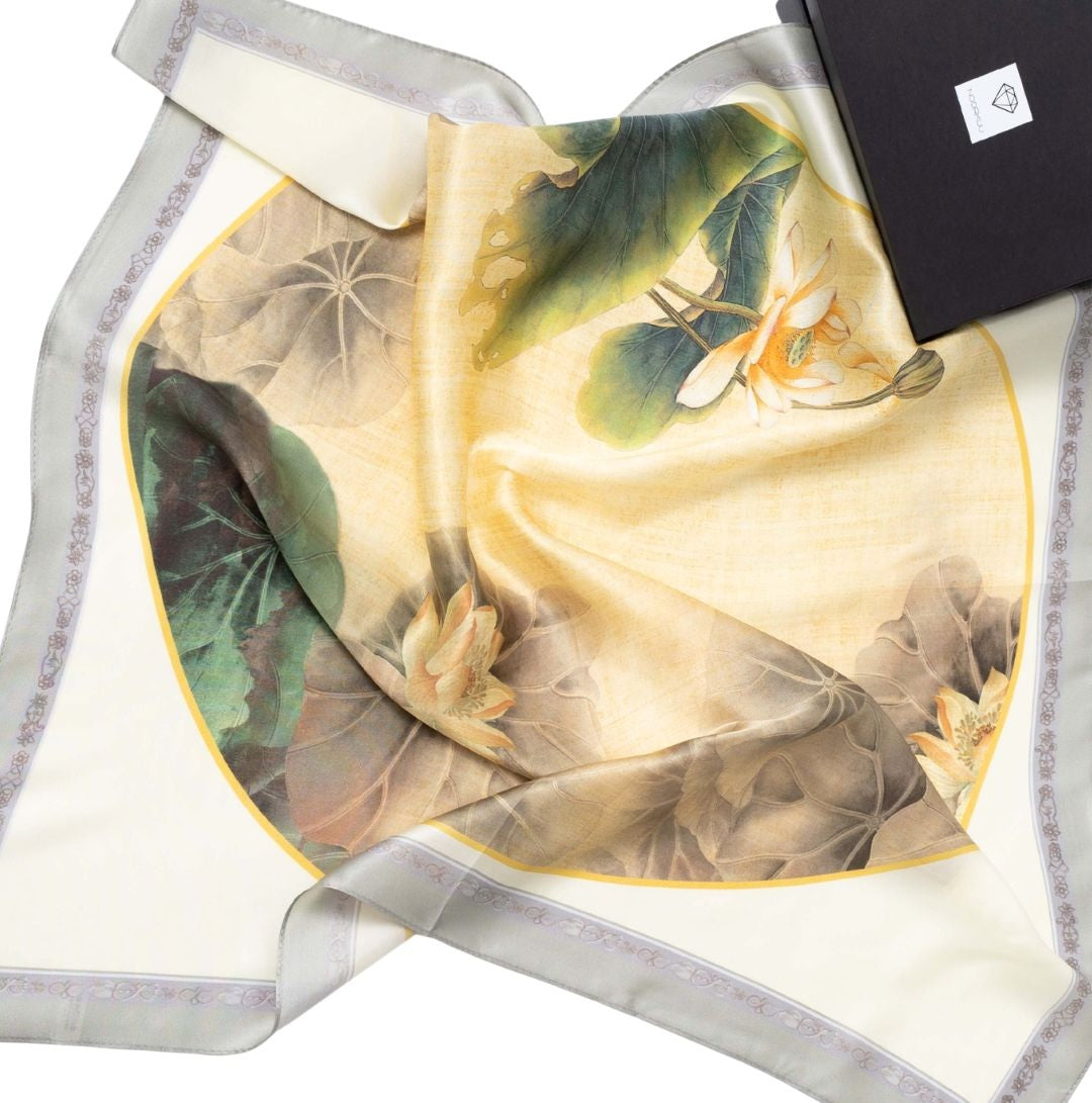 100% silk scarf "Sunny lily"