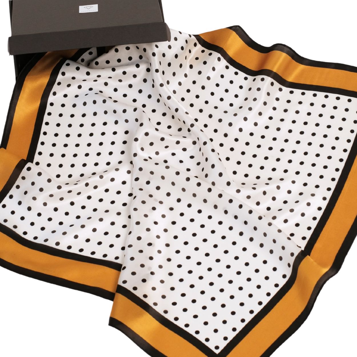 100% silk scarf "Dot"
