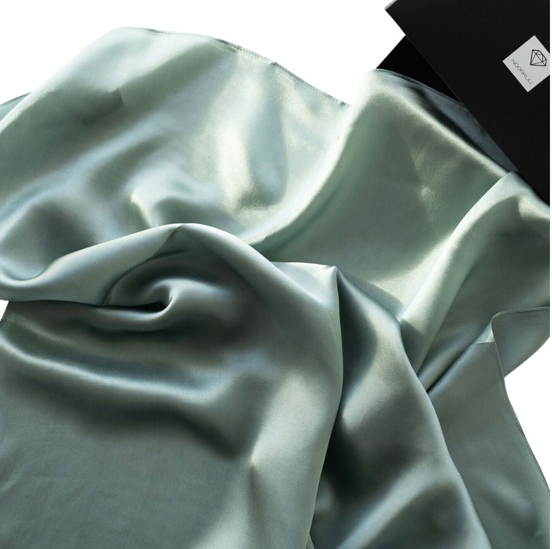 100% silk scarf "Jade"