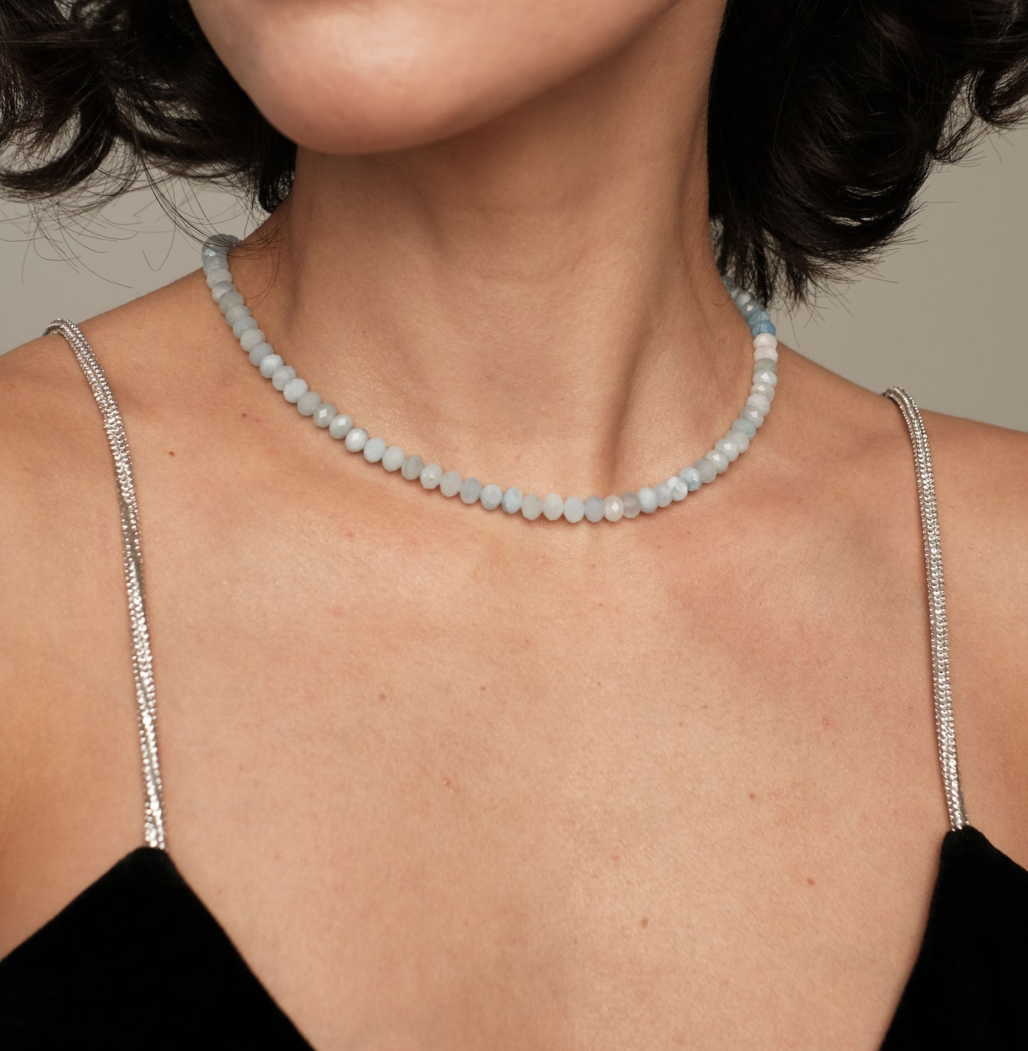 Akvamarīna kaklarota,  5-6mm.