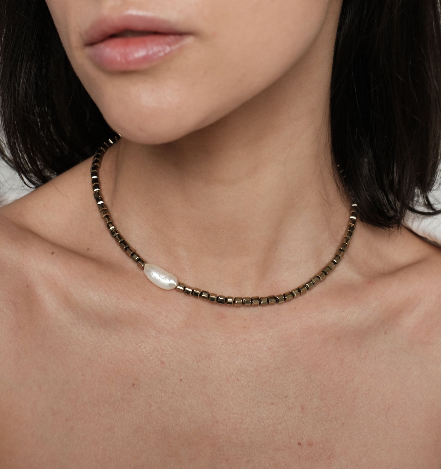 Hematite necklace "Baroque"