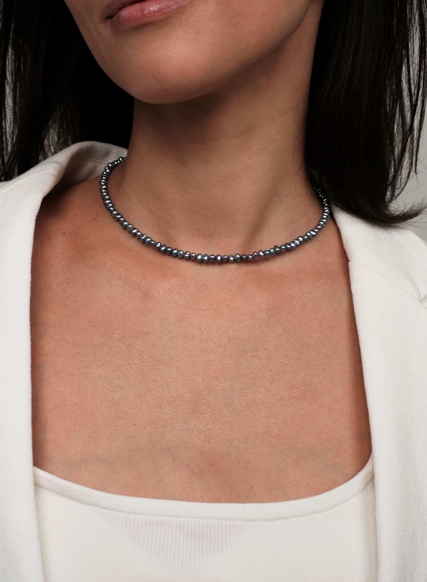 Blue pearl necklace