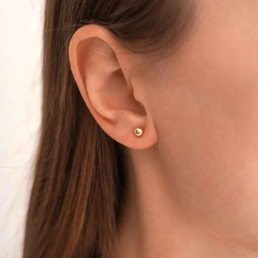 Sterling silver gold plated earrings "4mm gold"
