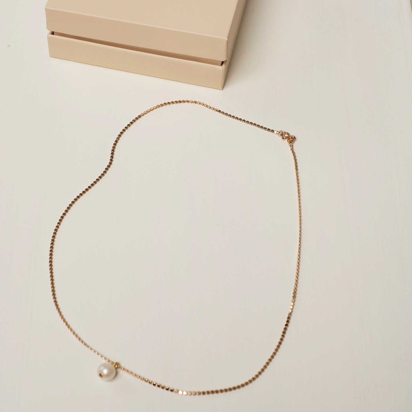 Gold plated necklace with natural pearl, 8mm