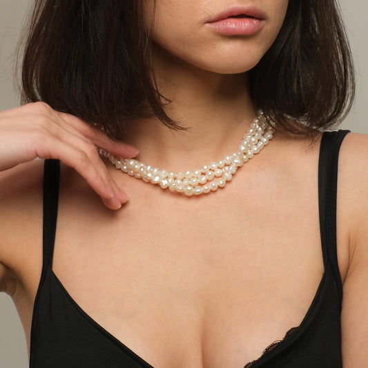 Triple pearl necklace "Classy triple"