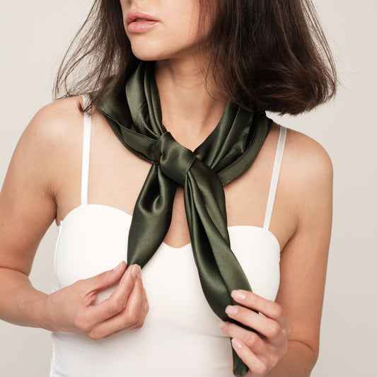 100% silk scarf "Dark Green"