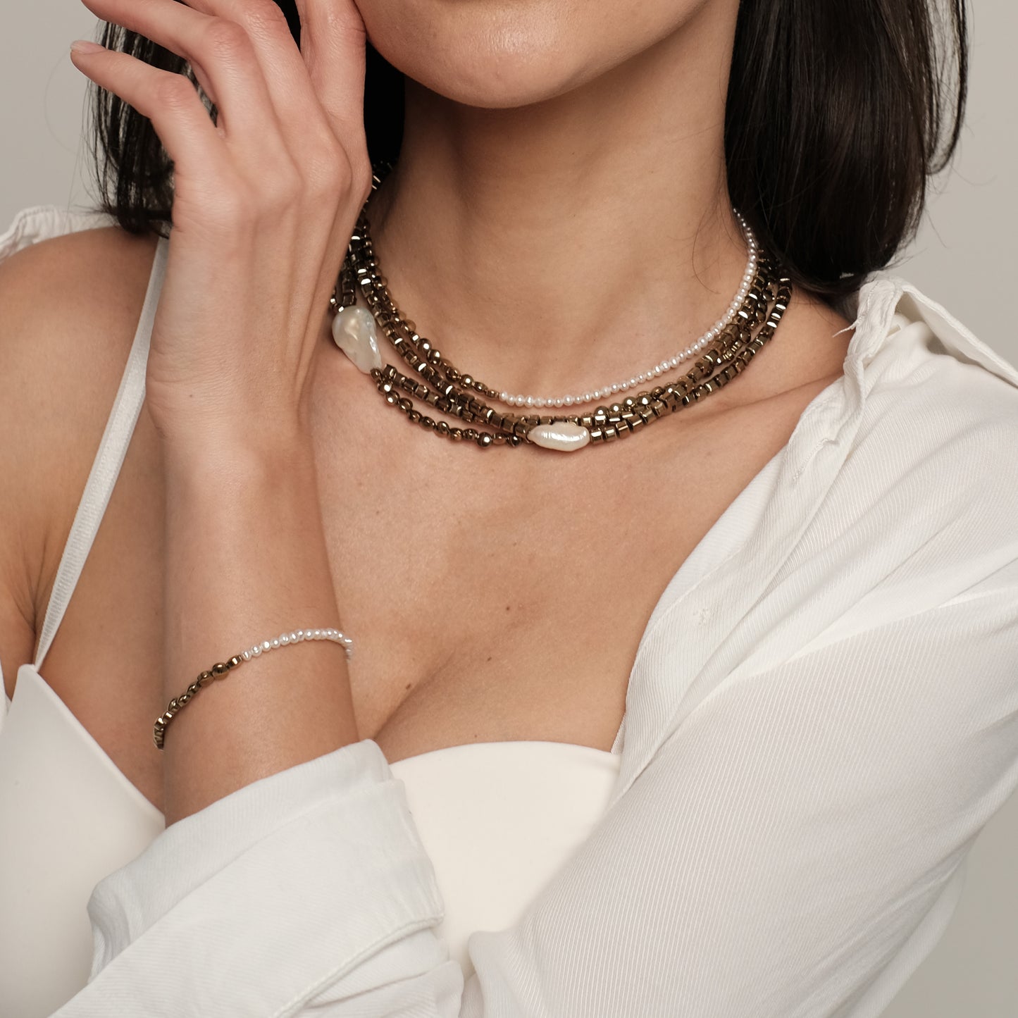 Hematite necklace "Baroque"