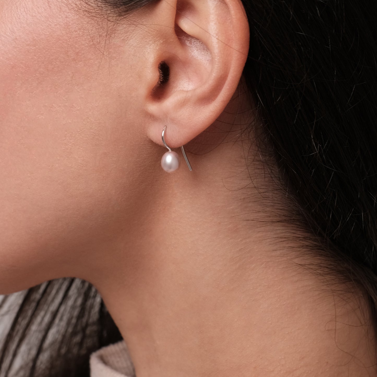 925 sterling silver earrings with natural pearls