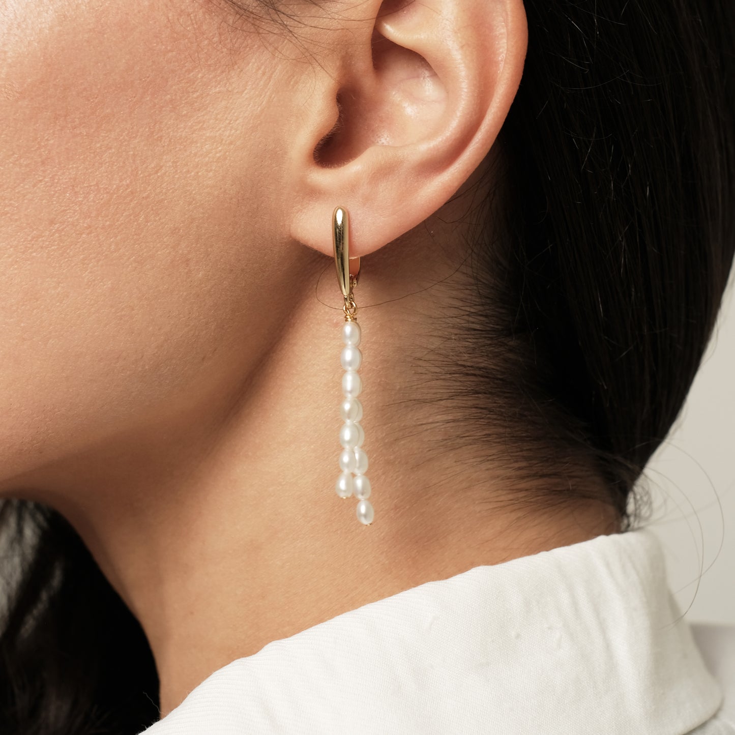 Apzeltīti auskari ar dabīgām pērlēm "Longy 2"