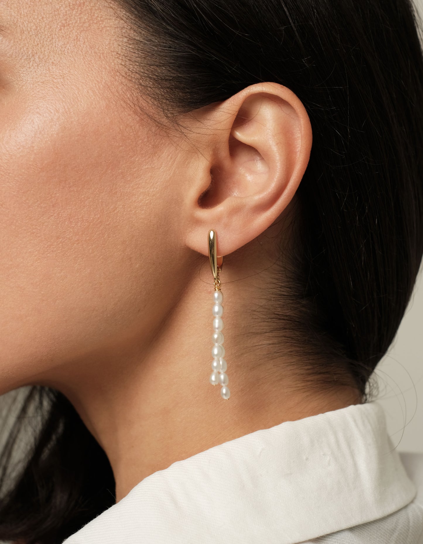 Apzeltīti auskari ar dabīgām pērlēm "Longy 2"