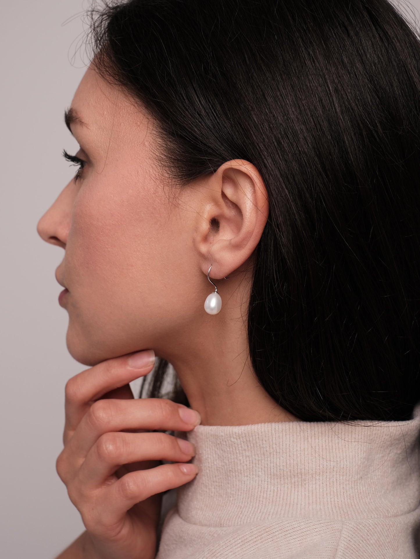 925 sterling silver earrings with natural pearls