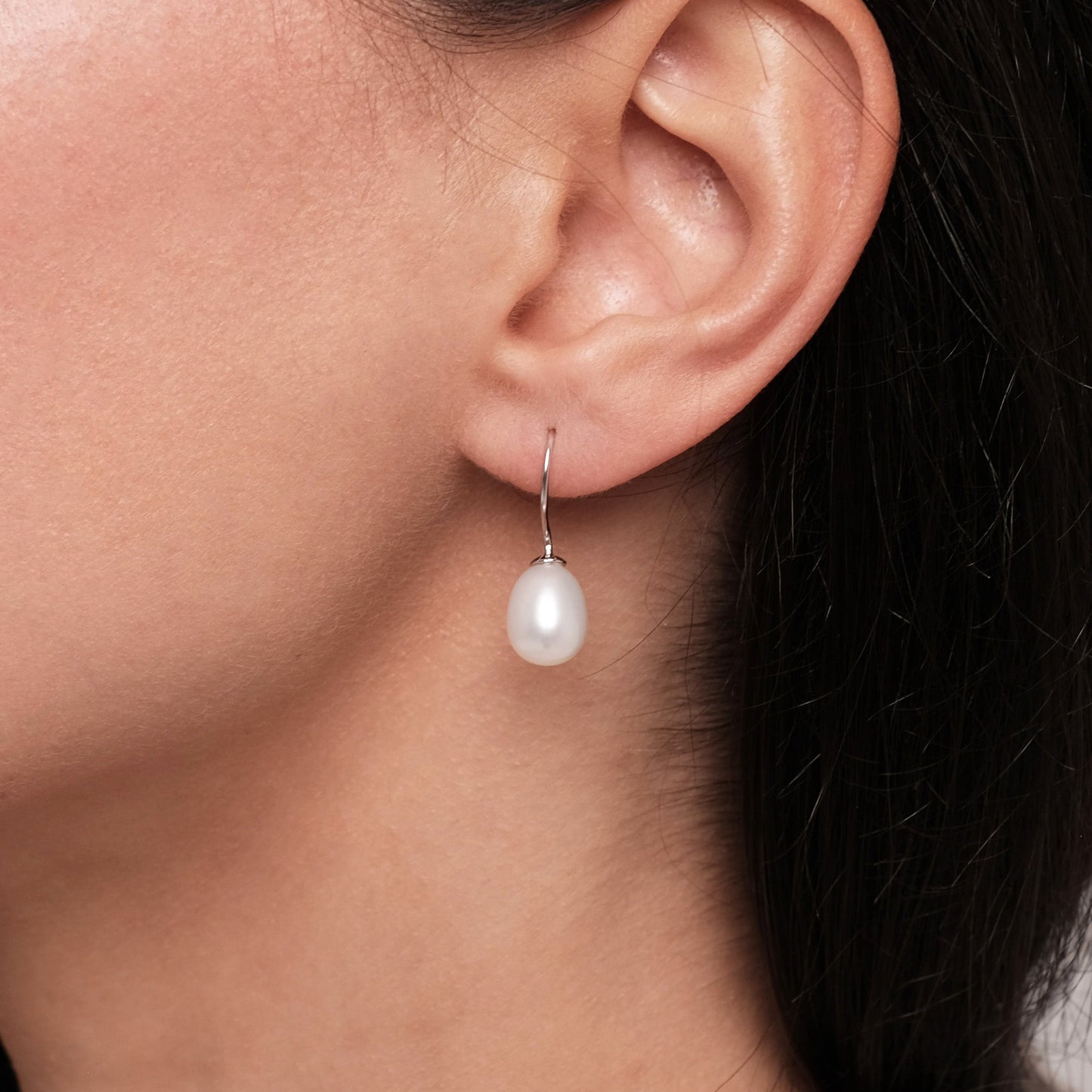 925 sterling silver earrings with natural pearls