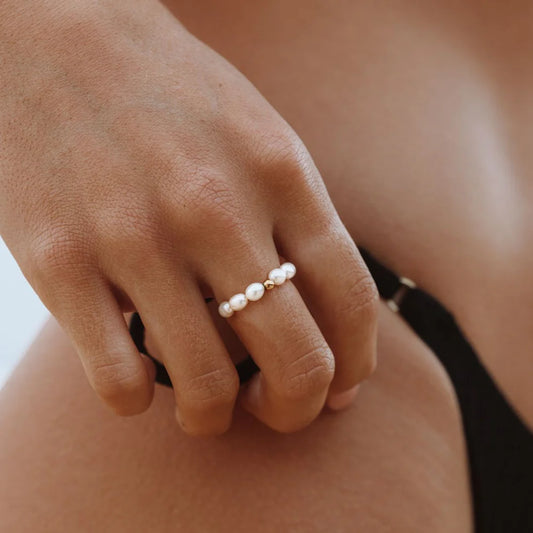 Natural pearl ring