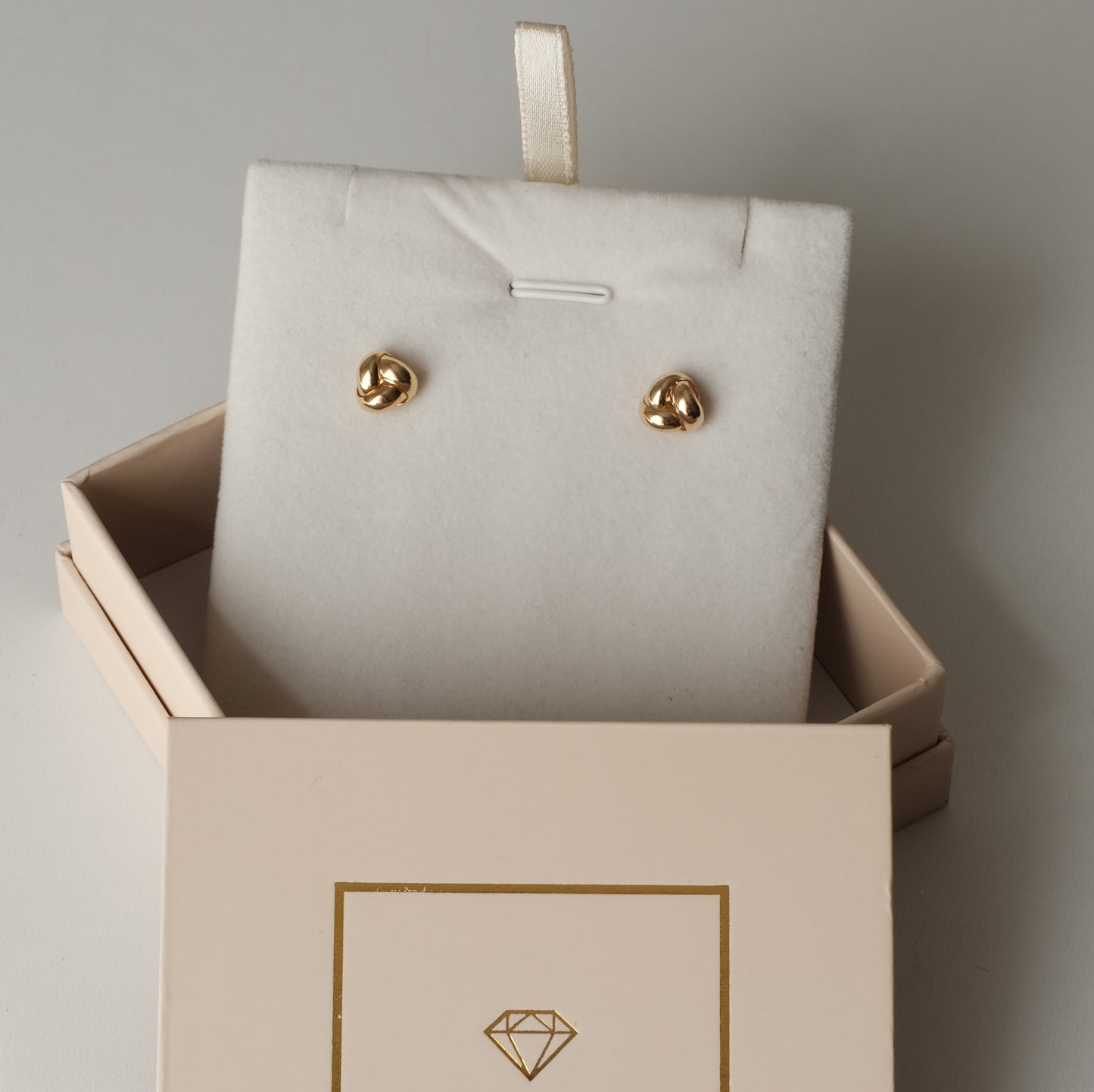 Earrings "Golden Knot"