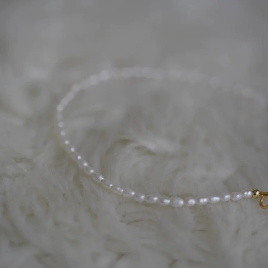 Natural pearl bracelet,  2-3mm "Oval"