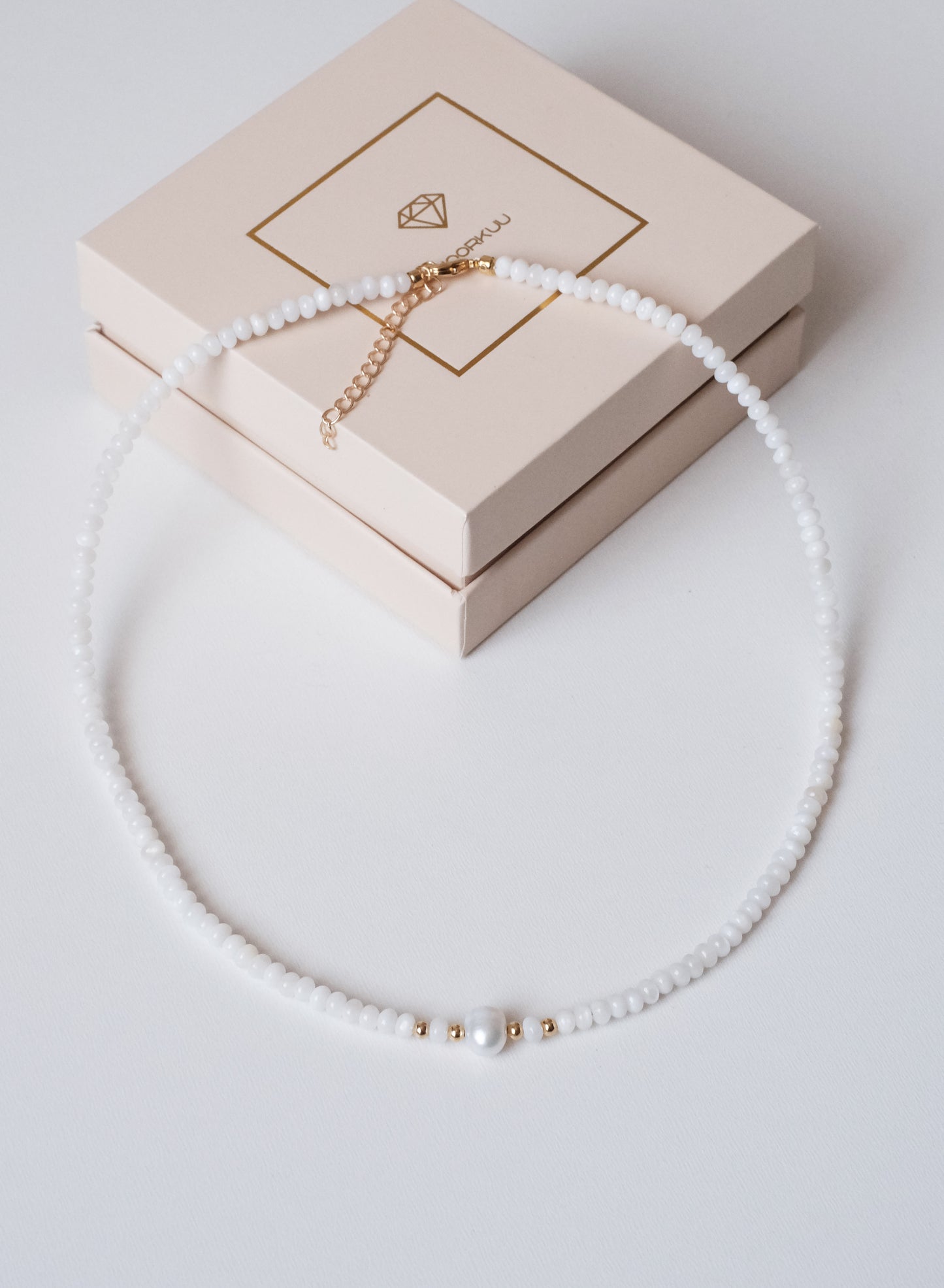 Natural pearl and moonstone necklace "Tiny moon"