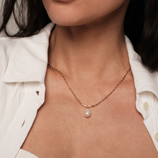 Paauksuota grandinėlė su natūraliu perlu, 8mm