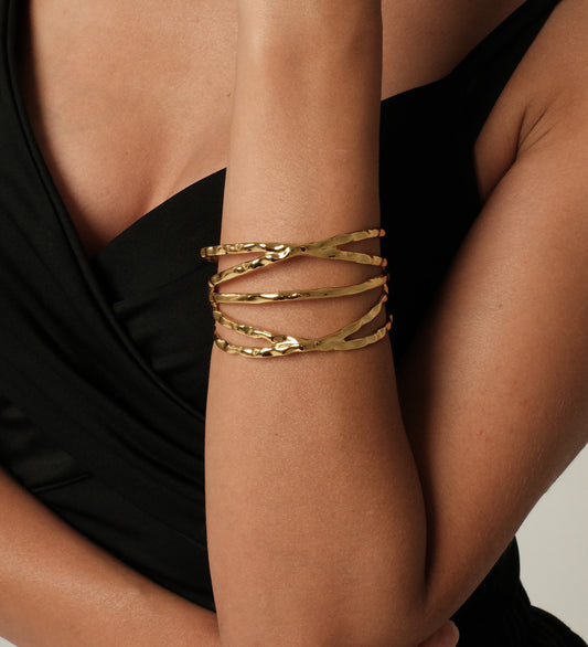 Massive Bracelet 7