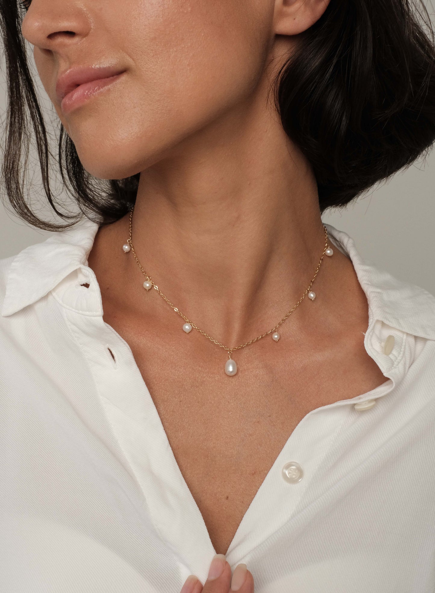 Gold plated necklace with natural pearls "Enni"