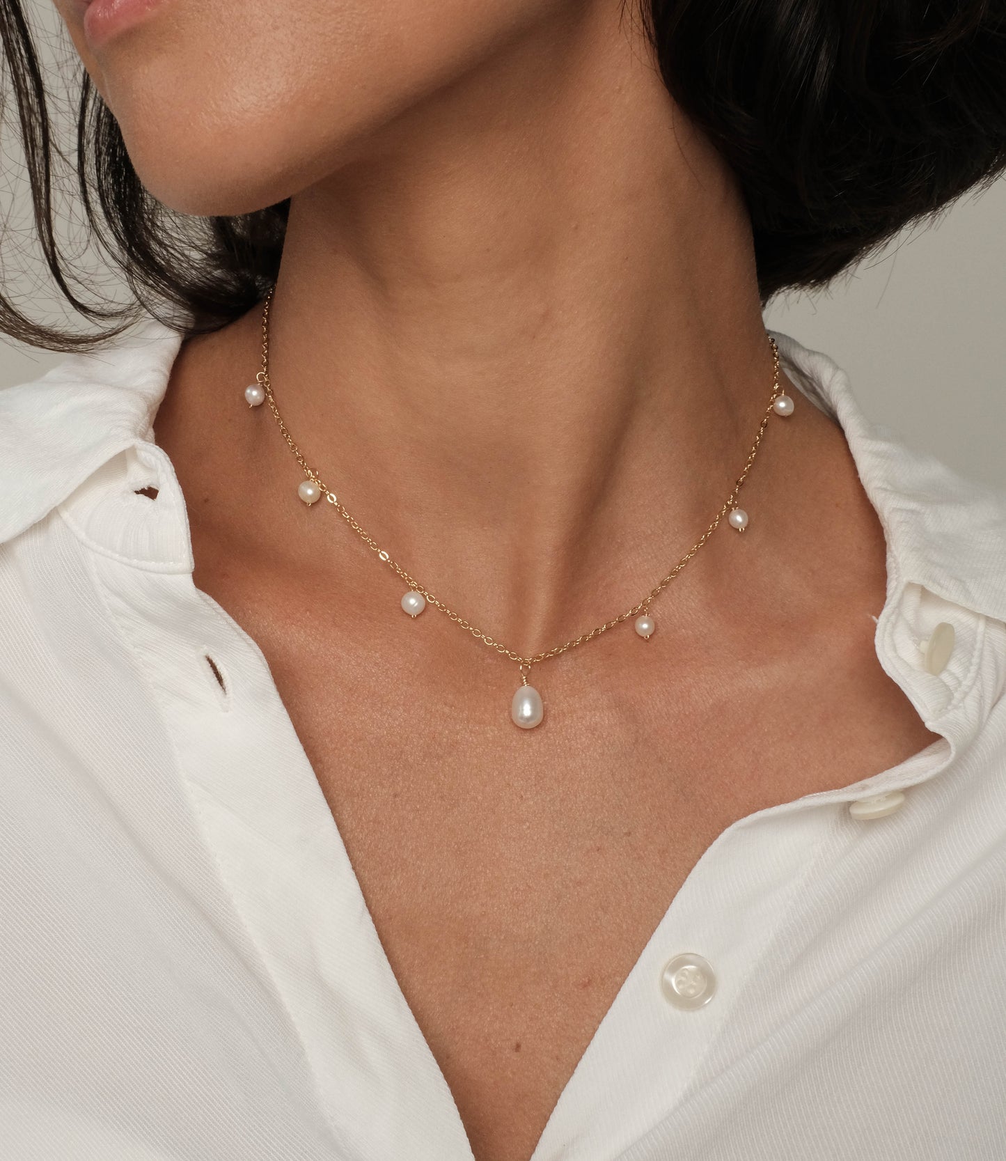 Gold plated necklace with natural pearls "Enni"