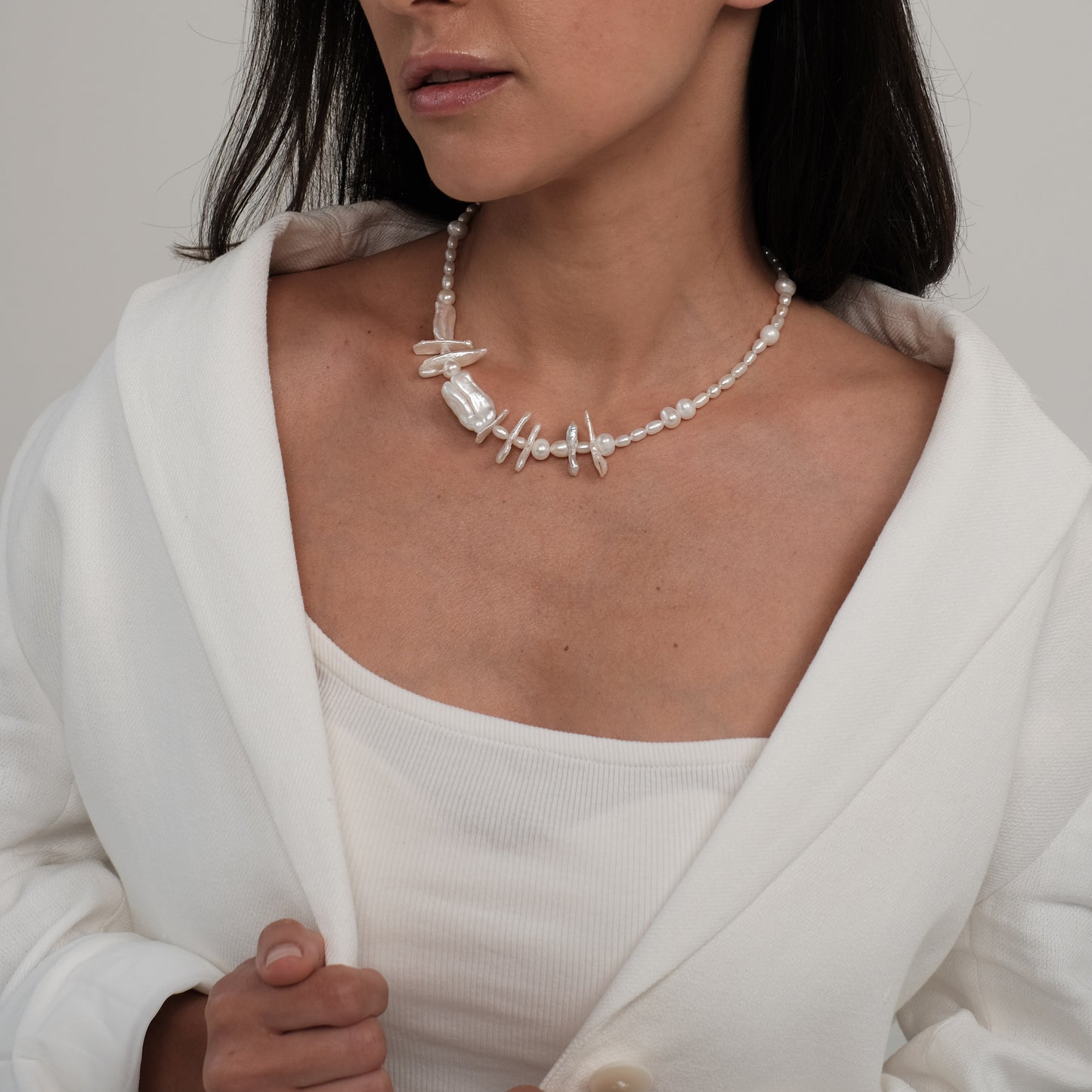 Natural pearl necklace Luina