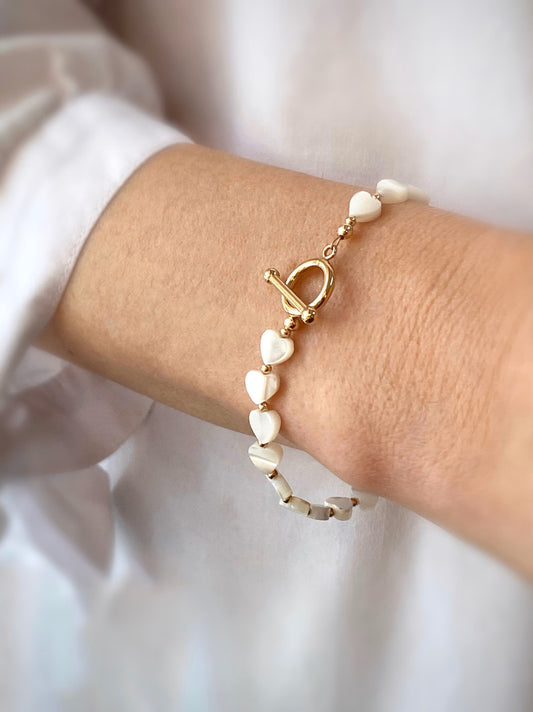 Apyrankė  iš natūralaus perlamutro "Hearts"