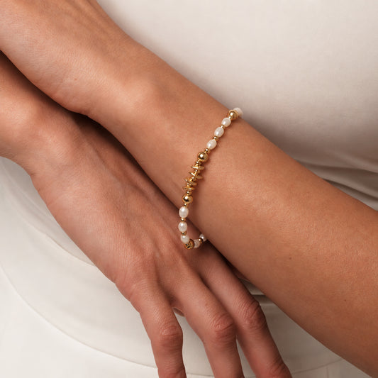 Pärliga käevõru + kullatud detailid "Pearly"