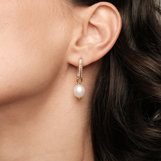 Gold plated earrings with natural pearls "Luula"