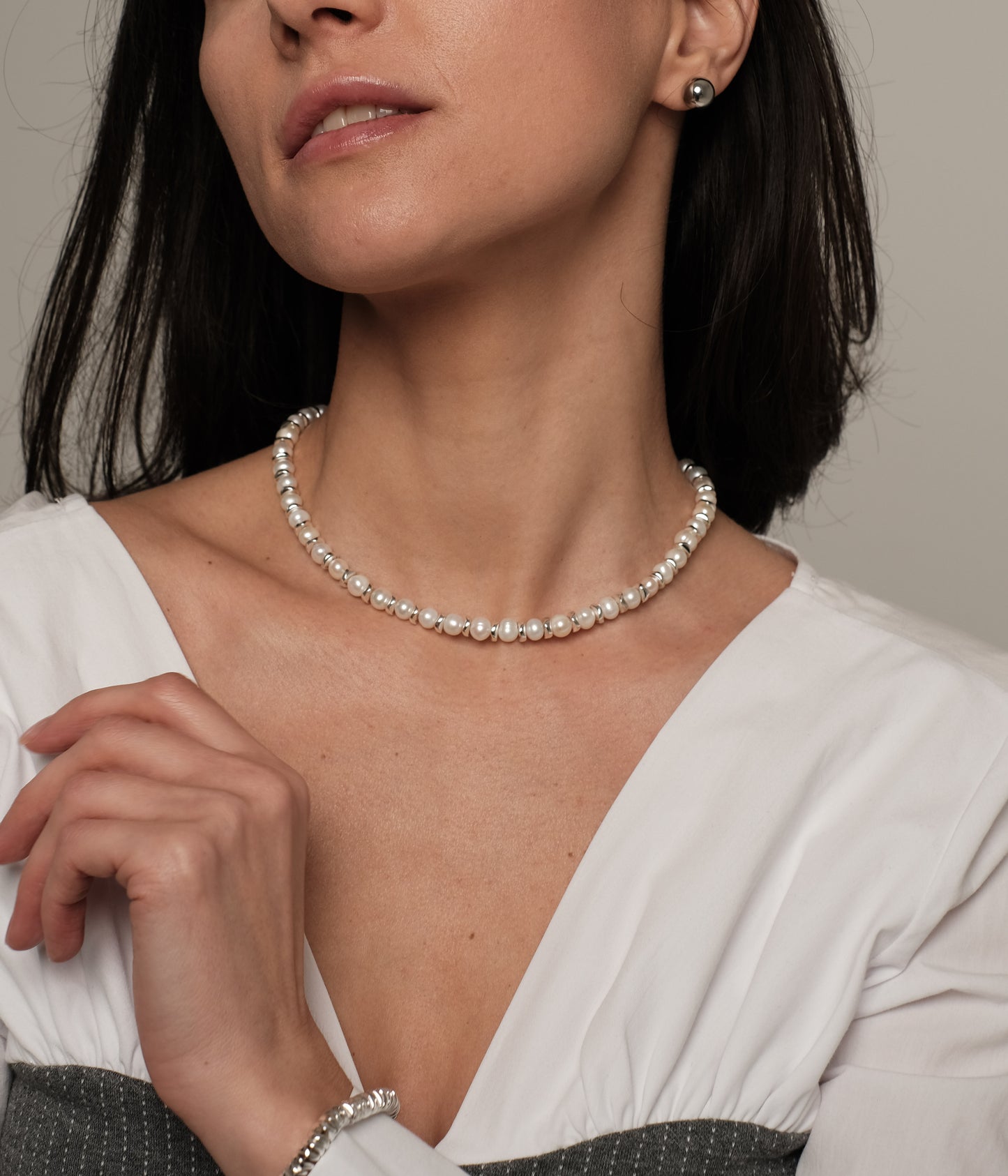 Natural pearl and hematite necklace "Silver 2"