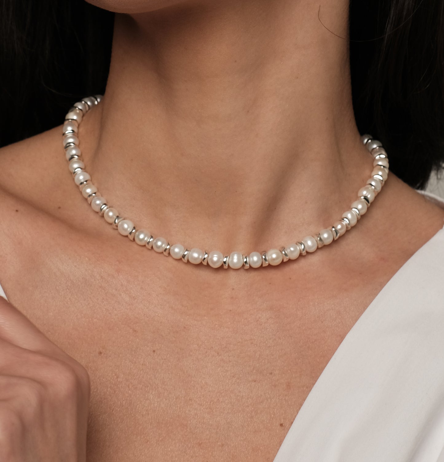 Natural pearl and hematite necklace "Silver 2"