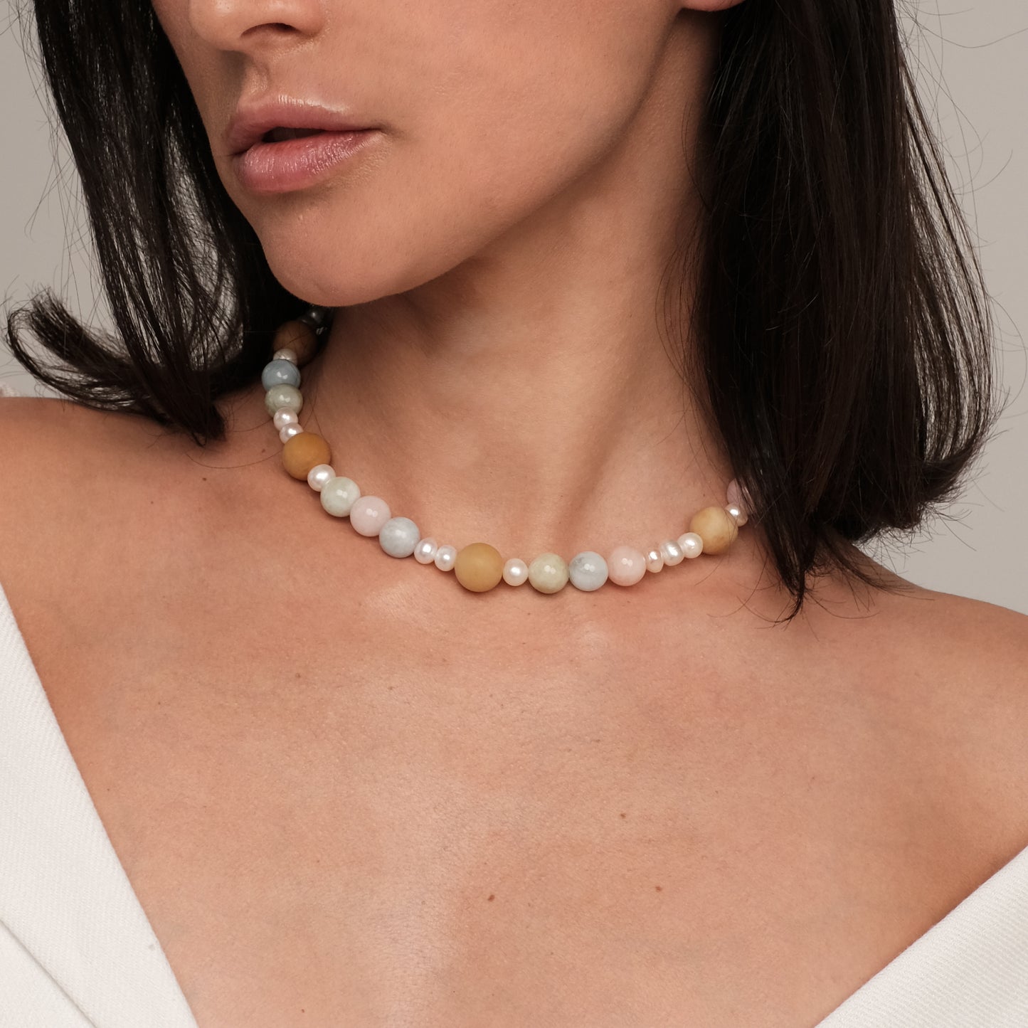 Natural gemstone and pearl necklace "Renata"