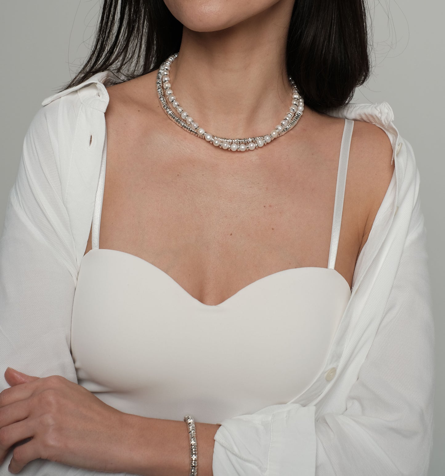 Natural pearl and hematite necklace "Silver"