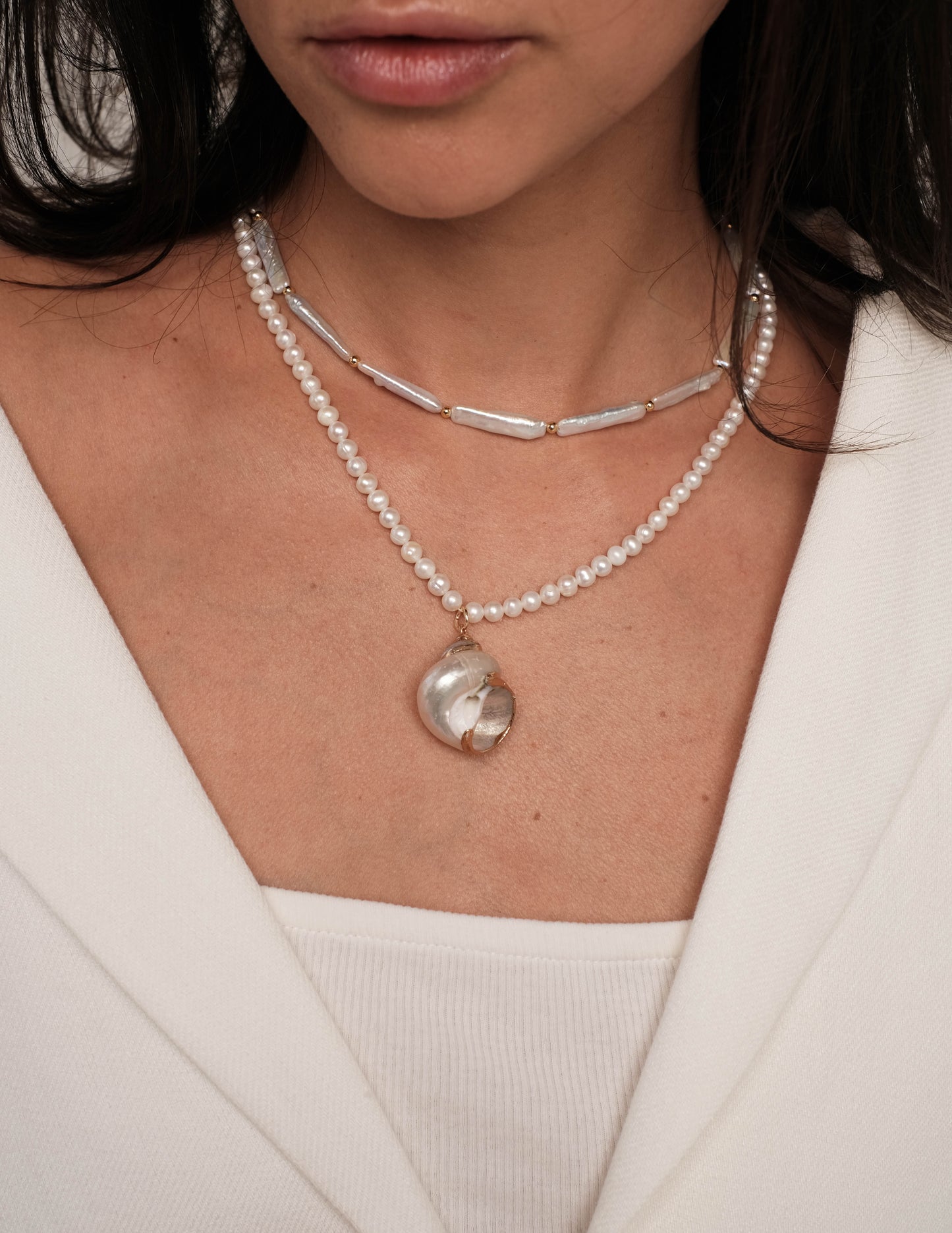 Set of necklaces "Golden shell"