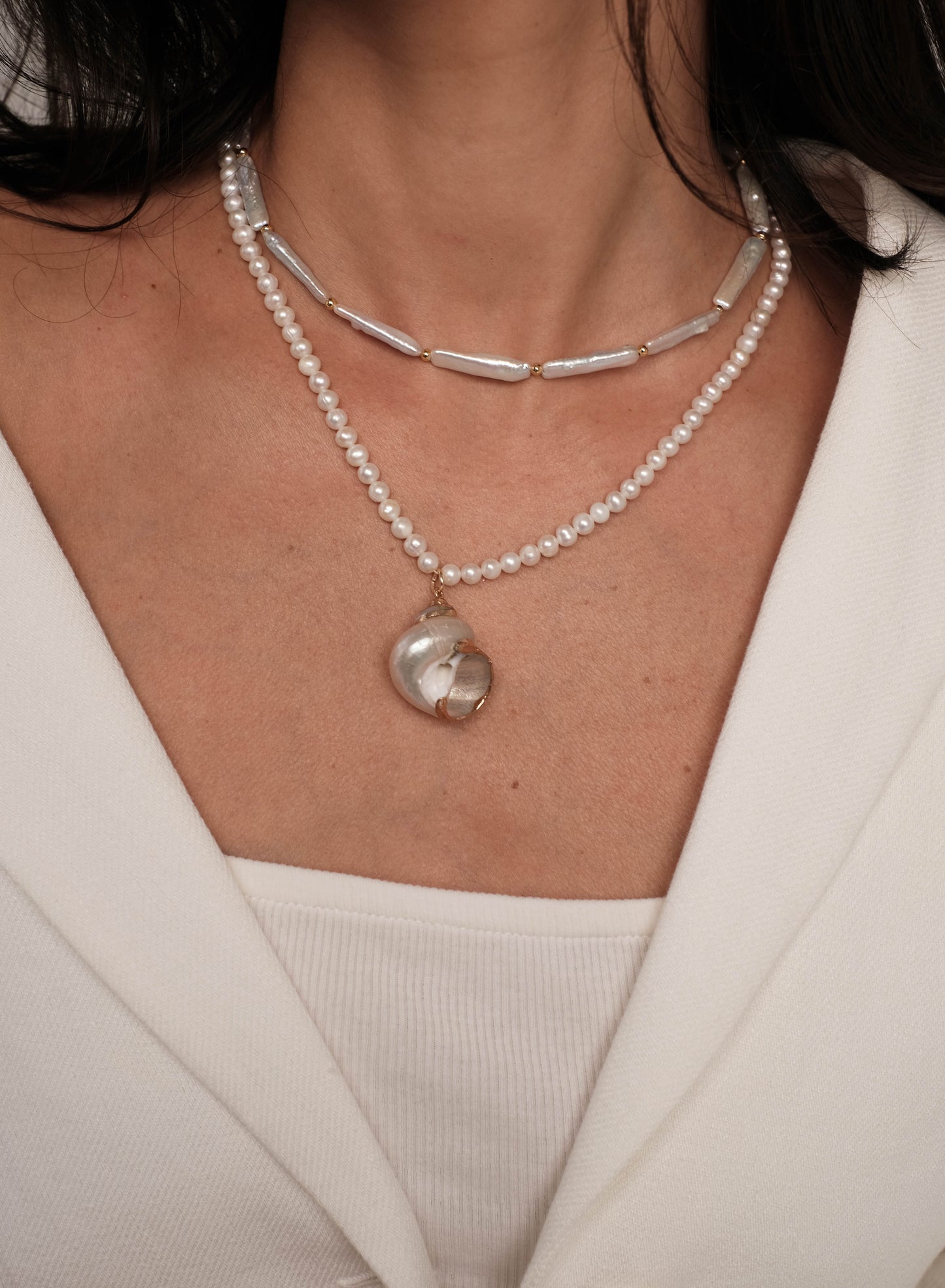 Set of necklaces "Golden shell"