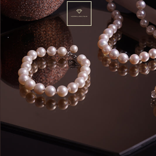 Natural pearl bracelet with adjustable length