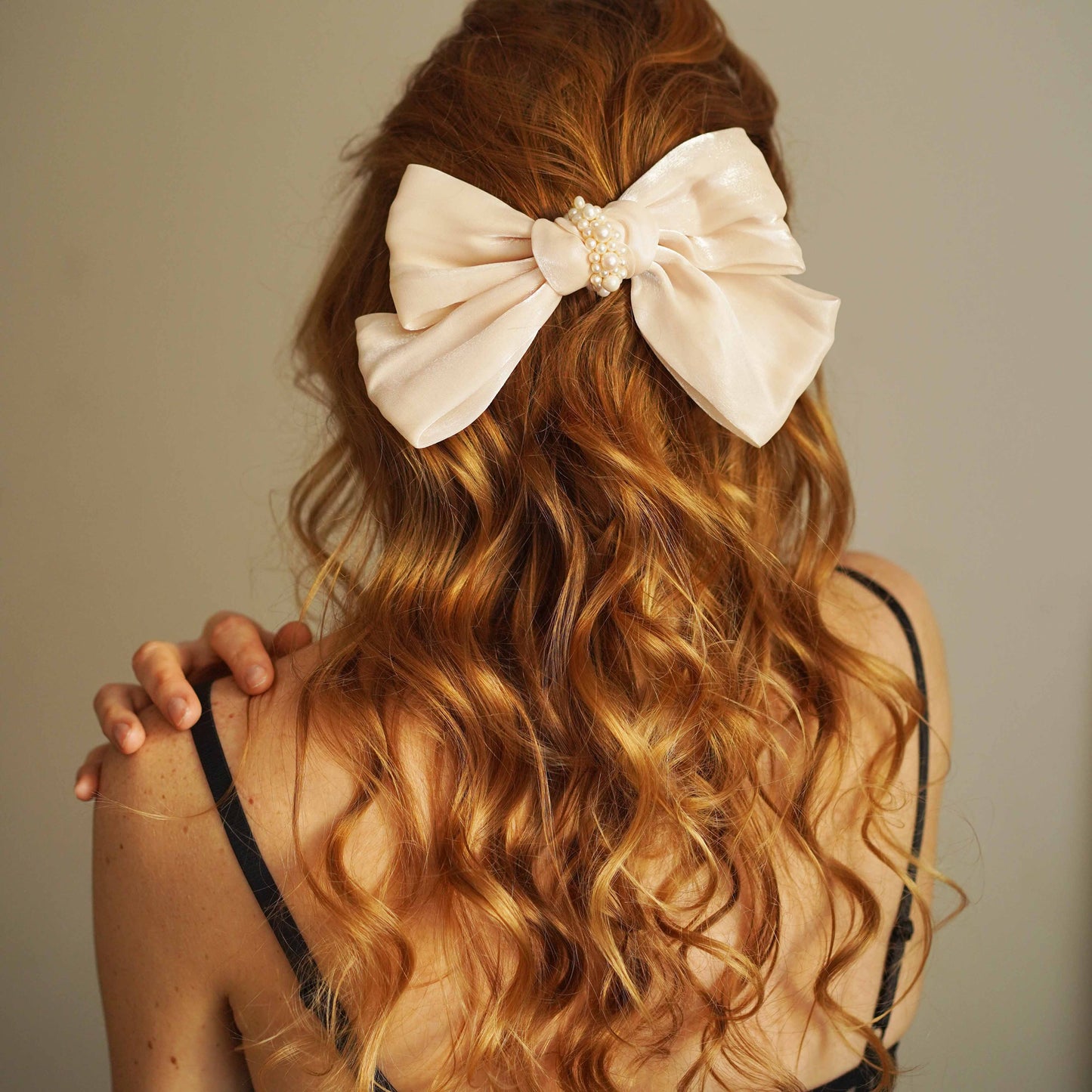 Hair clip - bow with natural pearls