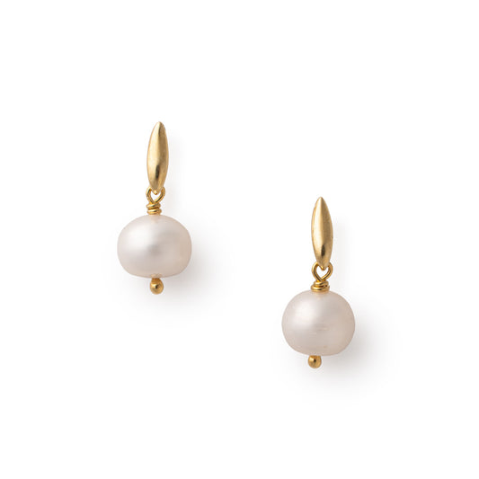 Sidabriniai auskarai su gėlavandeniais perlais