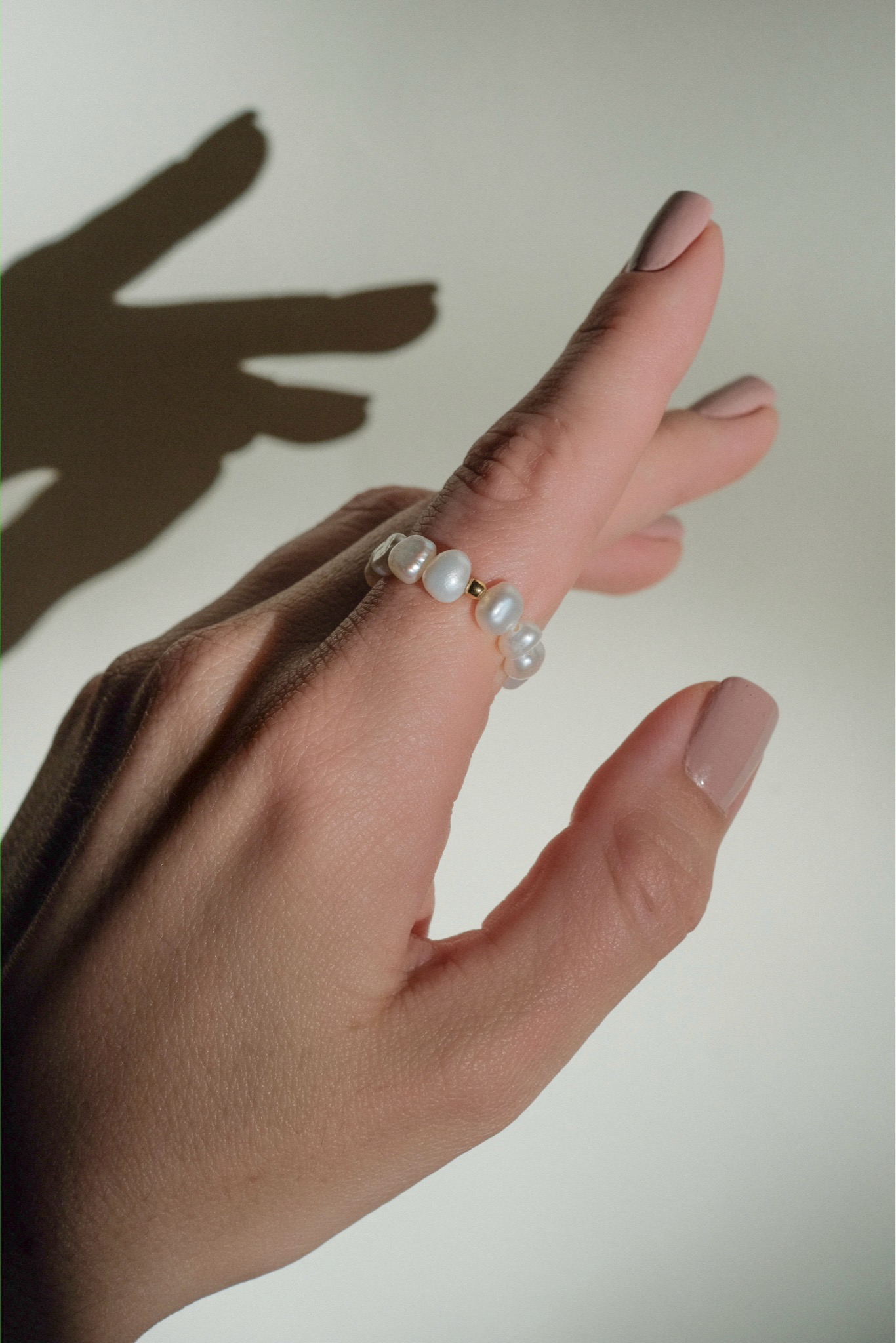 Natural pearl ring + silver detail