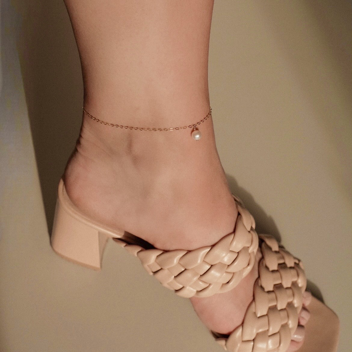 Anklet with pearl
